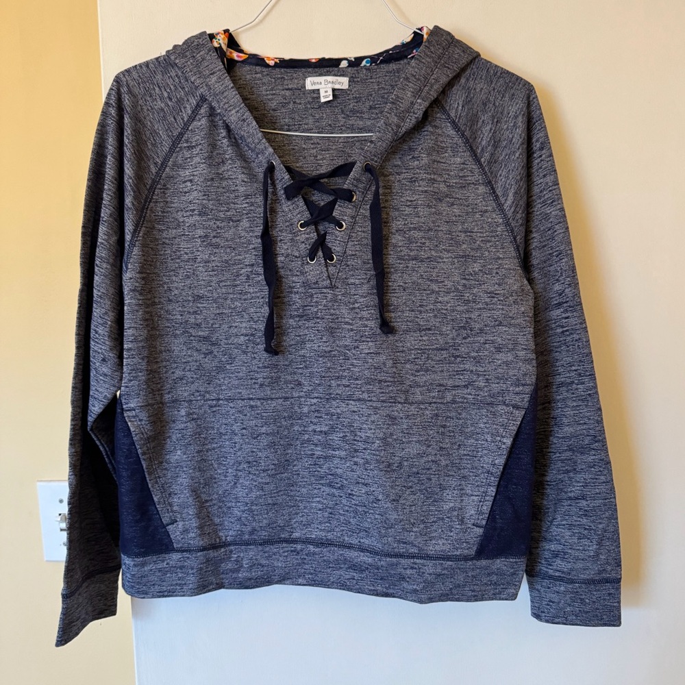 VERA BRADLEY hooded sweatshirt - size M - EUC